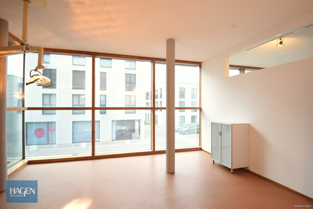 Renditestarkes Gewerbeobjekt in frequentierter Lage - Zweistöckige Praxis-/Gewerbefläche