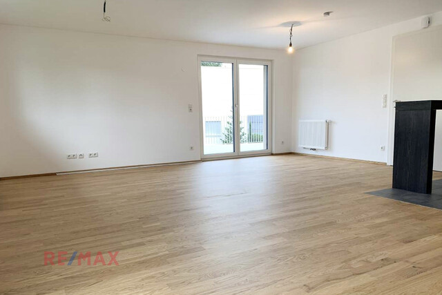 Top-moderne Wohnung in Zweifamilienhaus – Privatsphäre inklusive