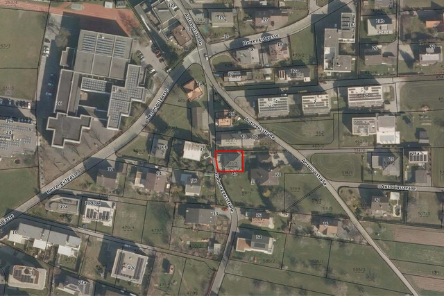 Top-moderne Wohnung in Zweifamilienhaus – Privatsphäre inklusive