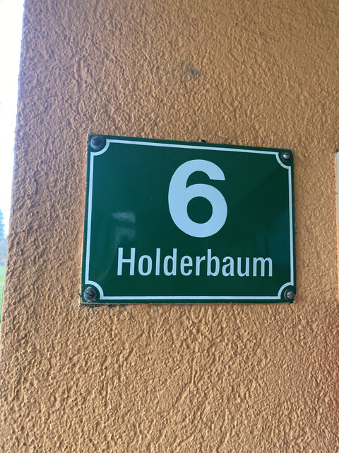 Privatverkauf! Höchst: 3,5 Zimmer & Balkon im 3. OG (ohne Lift), mit Fahrradkeller, Gartennutzung & Spielplatz