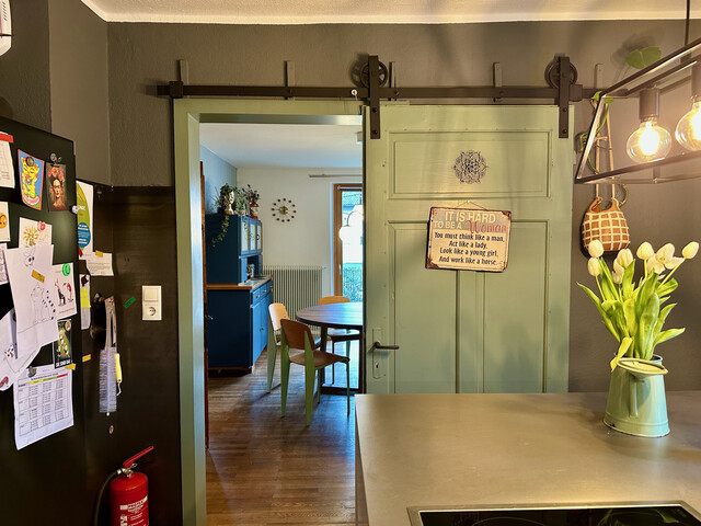 Großzügiges Wohnhaus mit großer Tenne mitten in Gisingen