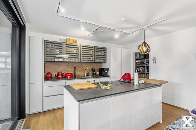 Lochau-Seedomizil: 4-Zimmerdachgeschosswohnung mit Terrasse