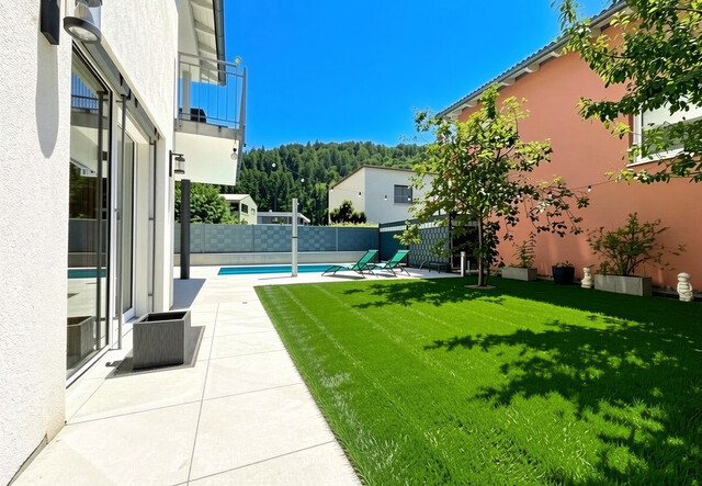 Klassisches Einfamilienhaus mit 4 Zimmern, Pool und Keller