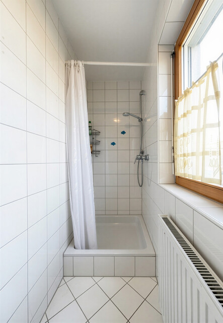Klassisches Einfamilienhaus mit 4 Zimmern, Pool und Keller