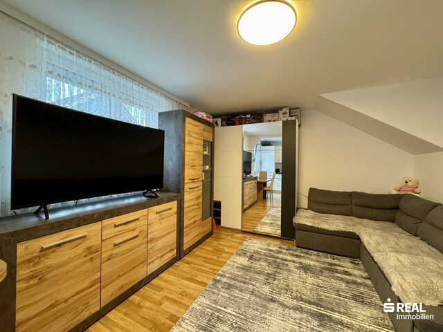 Mehrfamilienhaus mit 5 Wohnungen