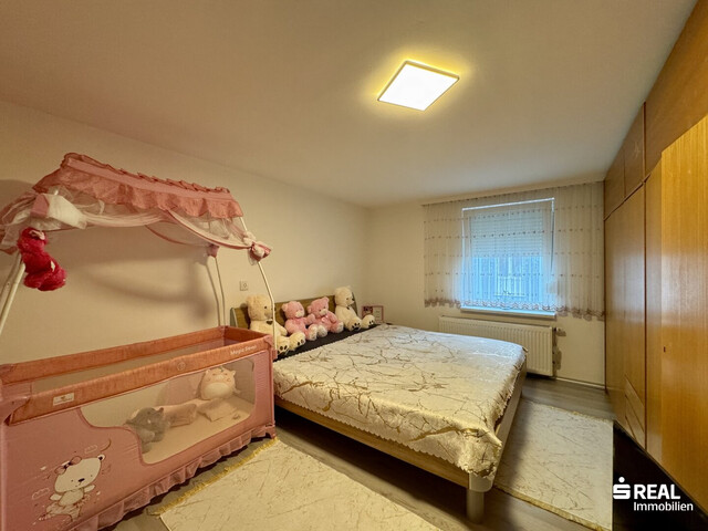 Mehrfamilienhaus mit 5 Wohnungen