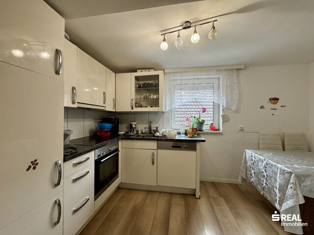 Mehrfamilienhaus mit 5 Wohnungen