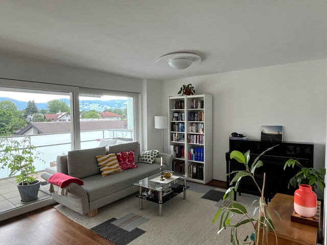 Schöne Dachgeschoss-Wohnung (Flachdach) in Mäder