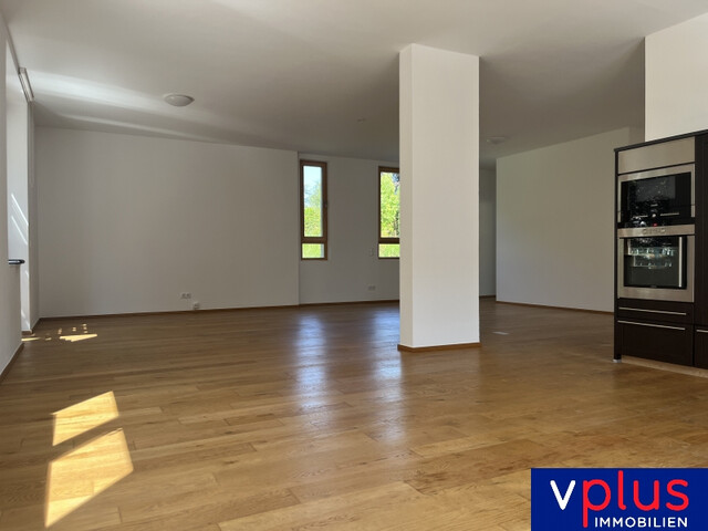 Wohnen mit Flair - 114 m² Wohnung in wunderschönem Altbau