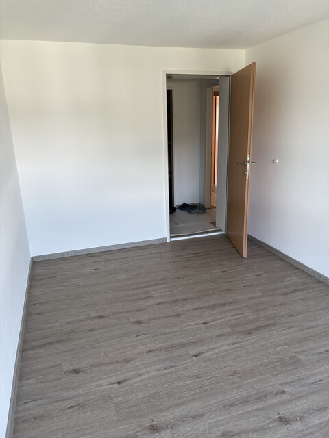 Geräumige 5-Zimmerwohnung mit  Wintergarten