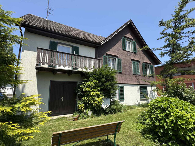 Weitläufige Liegenschaft mitten im Ortszentrum