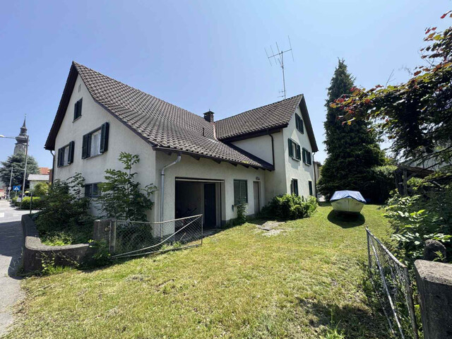 Weitläufige Liegenschaft mitten im Ortszentrum