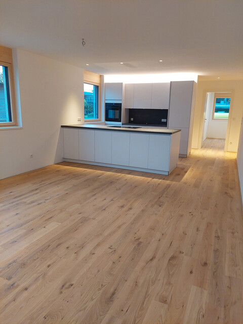 Modernes Wohnen: 3-Zimmer Neubauwohnung mit Terrasse im Erdgeschoss