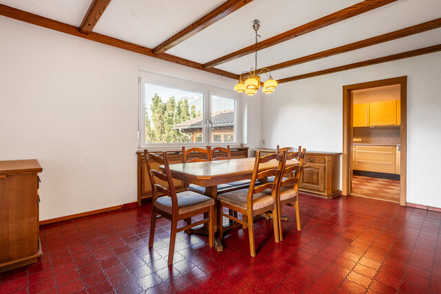 Exklusives Anwesen mit Sanierungspotenzial – gestalten Sie Ihr Traumhaus!