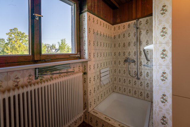 Exklusives Anwesen mit Sanierungspotenzial – gestalten Sie Ihr Traumhaus!