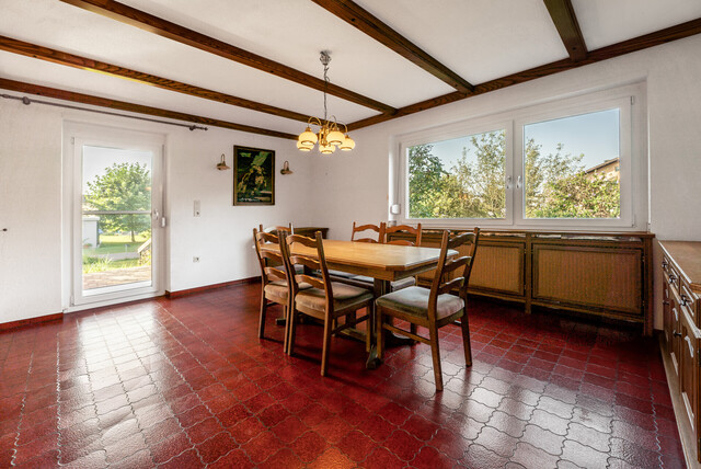 Exklusives Anwesen mit Sanierungspotenzial – gestalten Sie Ihr Traumhaus!