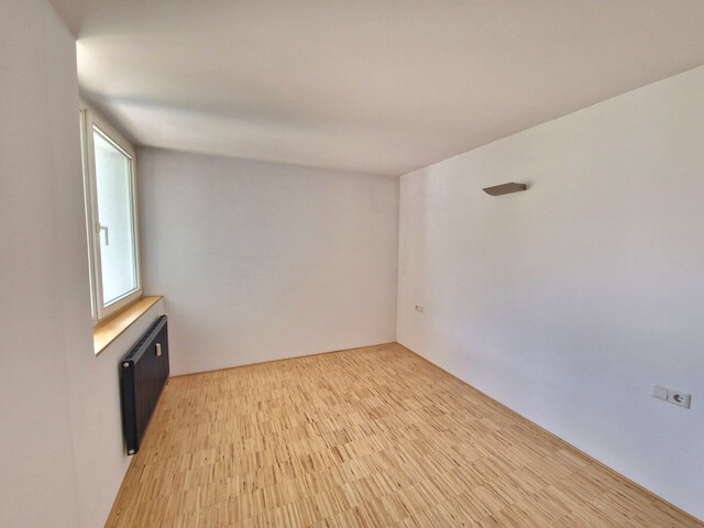 Wunderbare 3-Zimmerwohnung mit Balkon in Schwarzach zu vermieten!