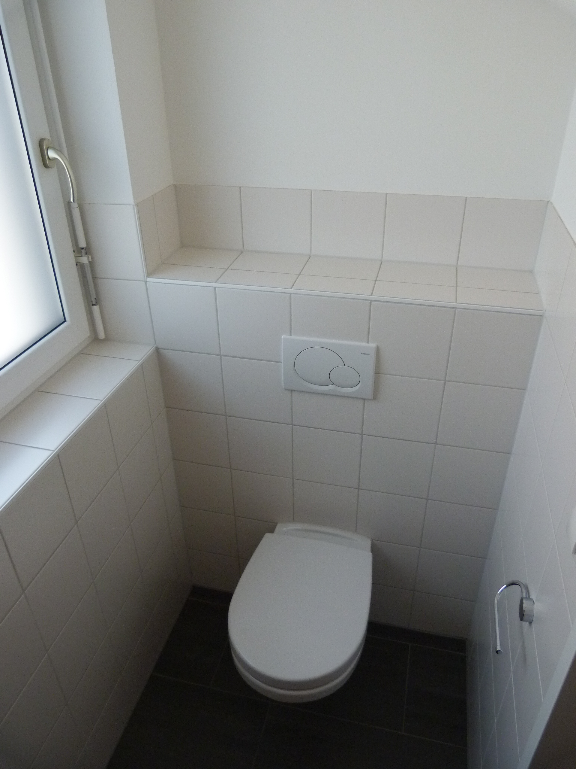2-Zimmer-Wohnung mit 61 m² + 23 m² überdachte Terrasse, Carportplatz