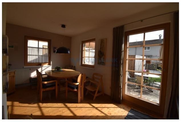 Einfamilienhaus - Wohnen in sonniger Lage