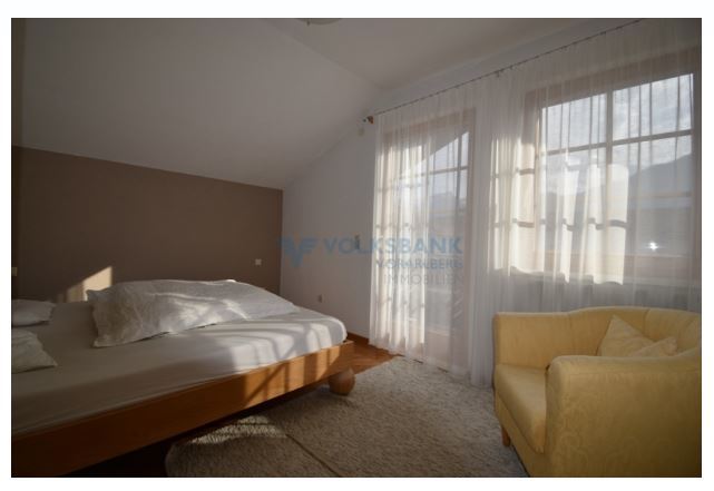 Einfamilienhaus - Wohnen in sonniger Lage