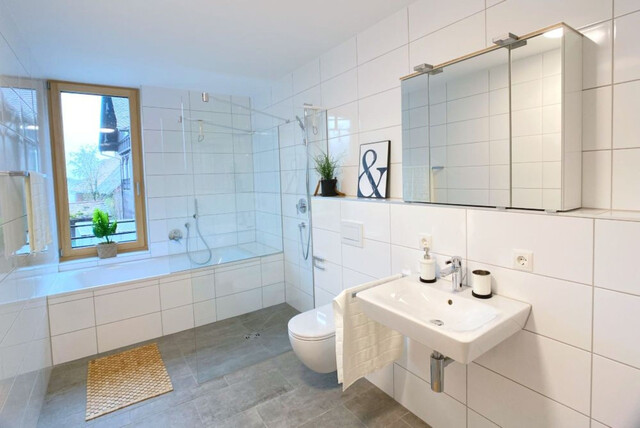 Hochwertig ausgestattete 4-Zimmer-Wohnung in  Klaus, Walgaustraße