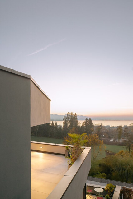 Einzigartige Designer-Villa mit Seeblick -am unteren Pfänderhang in Lochau