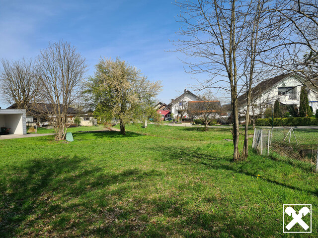 Sofort bebaubares Grundstück für Ihr Traum-Familienhaus!