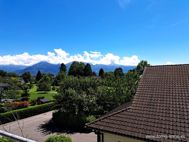 Sonnige, zweistöckige 4 Zim. Terrassenwohnung in ruhiger Lage in Lustenau!