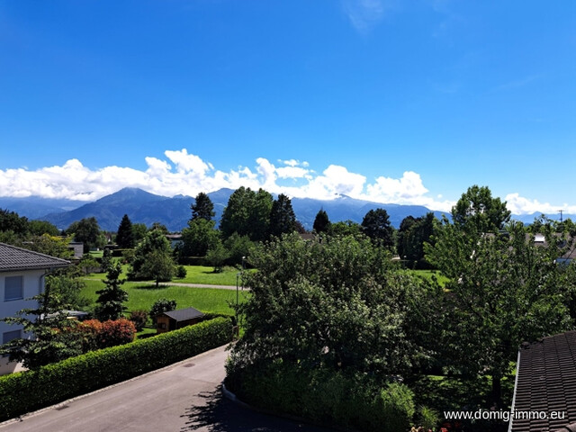 Sonnige, zweistöckige 4 Zim. Terrassenwohnung in ruhiger Lage in Lustenau!