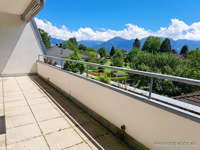 Sonnige, zweistöckige 4 Zim. Terrassenwohnung in ruhiger Lage in Lustenau!