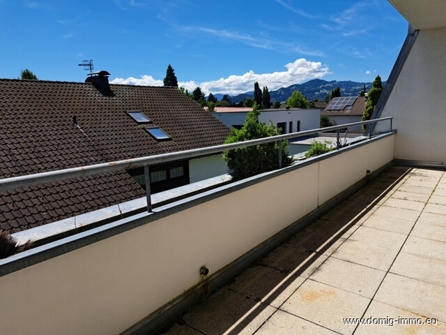 Sonnige, zweistöckige 4 Zim. Terrassenwohnung in ruhiger Lage in Lustenau!