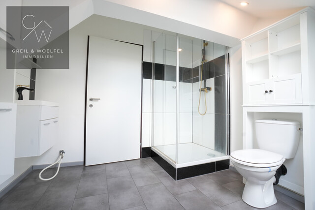 Hörbranz: 1.356 m² Grundstück, zentrale Lage mit Bestandsobjekt