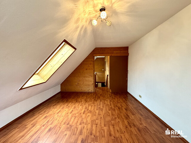 3-Zimmer-Maisonettewohnung mit Balkon (vermietet)