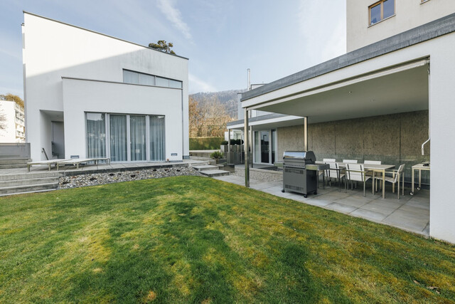 Stilvolles Wohnen in Toplage am Bodensee – Elegante Villa mit beeindruckender Architektur