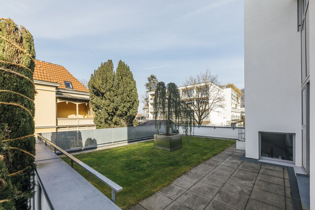 Stilvolles Wohnen in Toplage am Bodensee – Elegante Villa mit beeindruckender Architektur