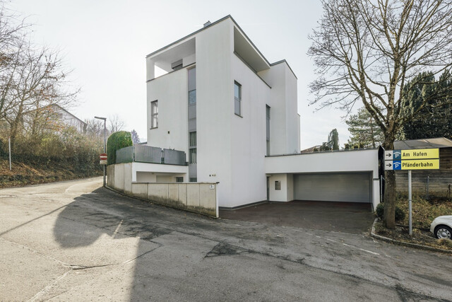 Stilvolles Wohnen in Toplage am Bodensee – Elegante Villa mit beeindruckender Architektur