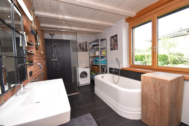 Ein Einfamilienhaus der besonderen Art!