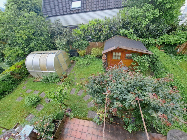 Tolles Reiheneckhaus mit ca. 101m² Wfl., voll unterkellert, Garten und Tiefgaragenplatz in Bregenz!