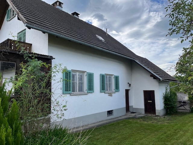 Traumhaftes Grundstück mit Altbestand zu verkaufen 