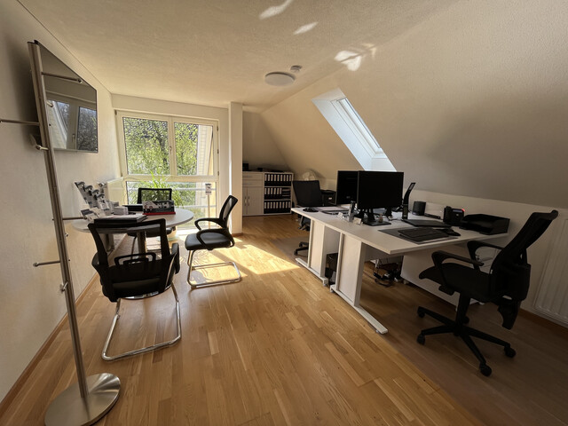 Top Standort / Gastlokal mit Gastgarten und 3 Wohneinheiten