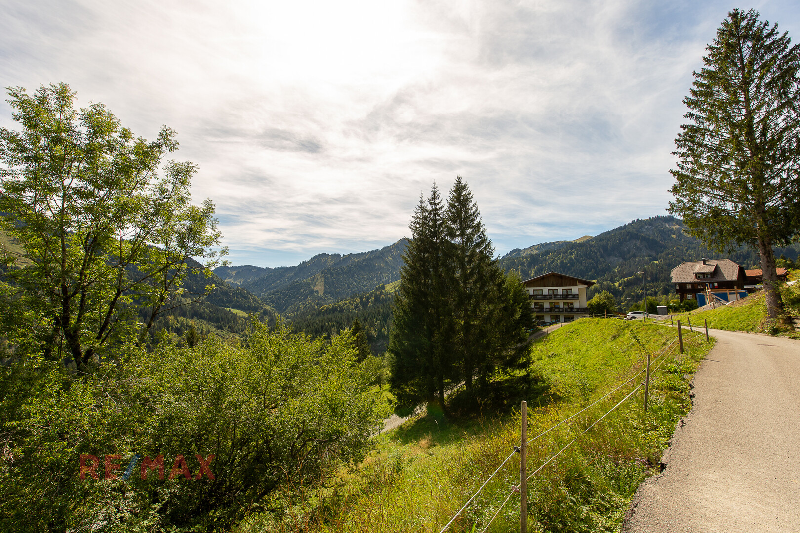 Ankommen und Ausspannen auf 950 m² Naturglück