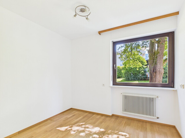 Lichtdurchflutetes Einfamilienhaus mit großem Garten, Wintergarten und fantastischen Ausblicken in Rankweil