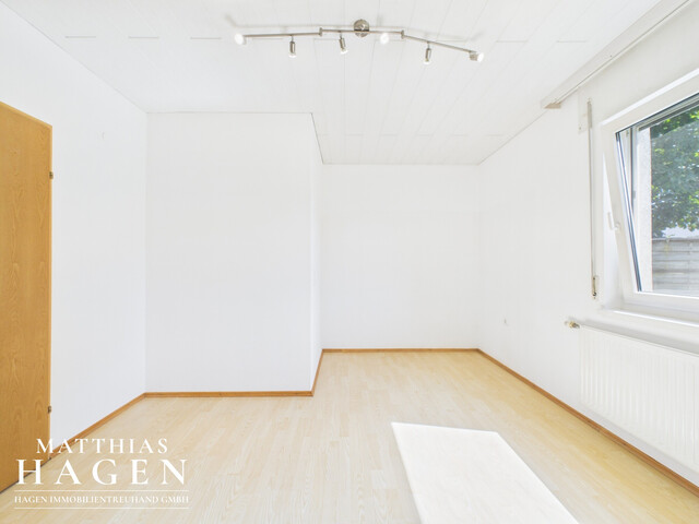 Zweifamilienhaus in Altach mit großem Garten – ideal als Anlage oder Mehrgenerationenhaus