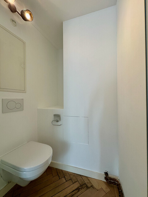 Geschäftsfläche mit Gewölbe in bester Lage an der Neustadt