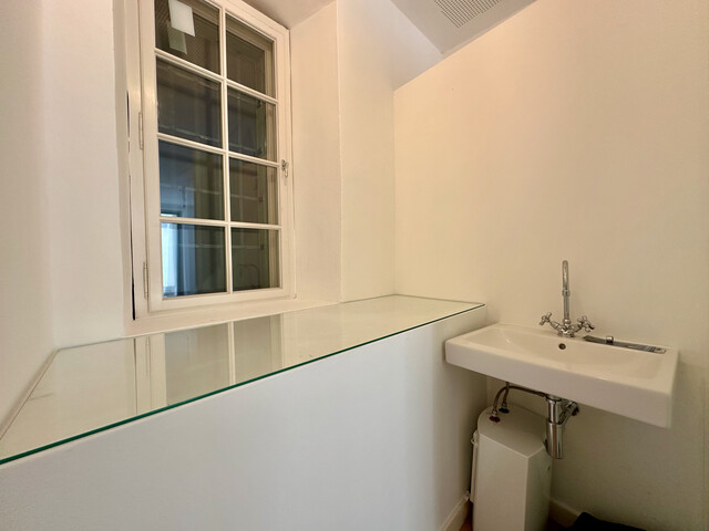 Geschäftsfläche mit Gewölbe in bester Lage an der Neustadt