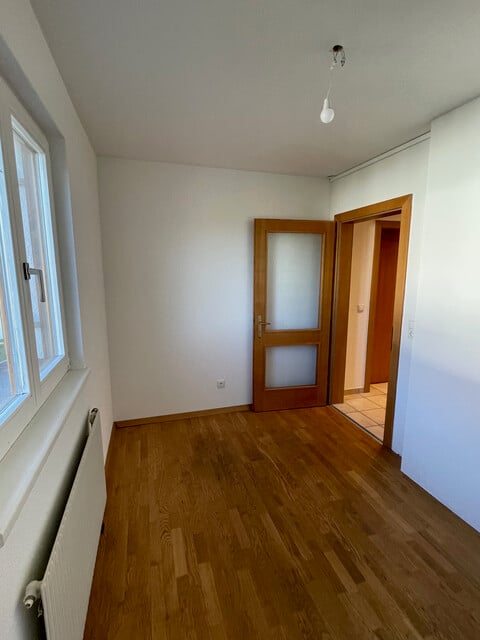 Ruhige helle 4-Zimmer Wohnung mit Balkon in Brederis