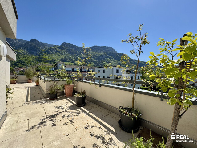 Tolle 4-Zimmer-Penthousewohnung mit großer Terrasse & Garagenbox