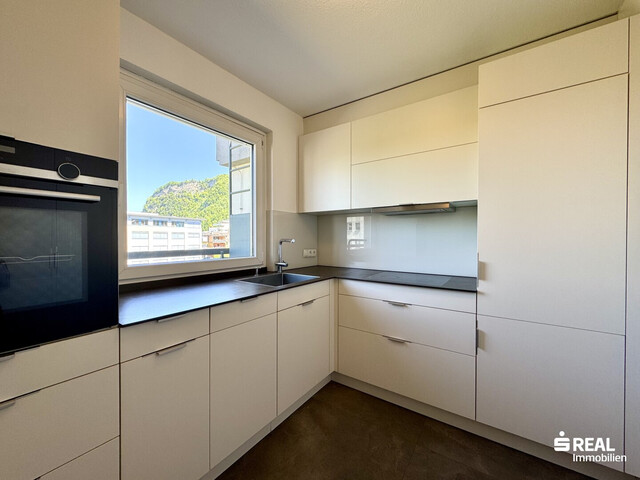 Tolle 4-Zimmer-Penthousewohnung mit großer Terrasse & Garagenbox