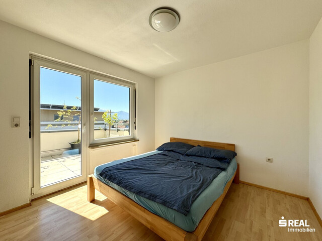 Tolle 4-Zimmer-Penthousewohnung mit großer Terrasse & Garagenbox