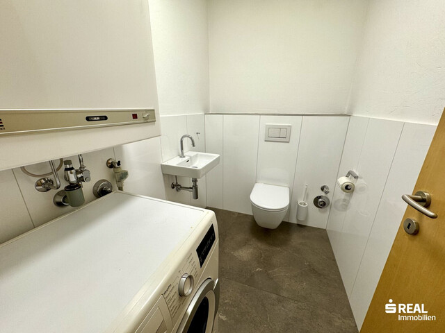 Tolle 4-Zimmer-Penthousewohnung mit großer Terrasse & Garagenbox